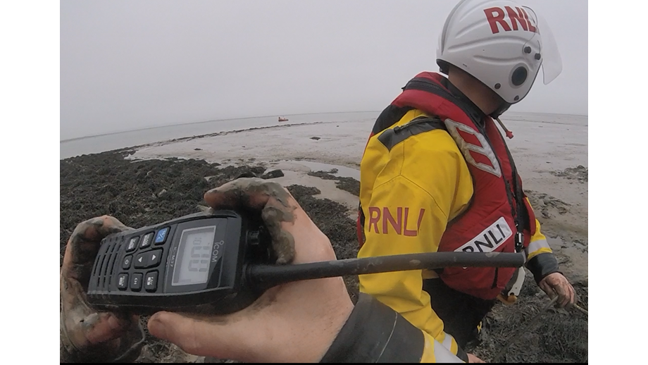 Portsmouth RNLI rescues two people stuck in the mud | RNLI