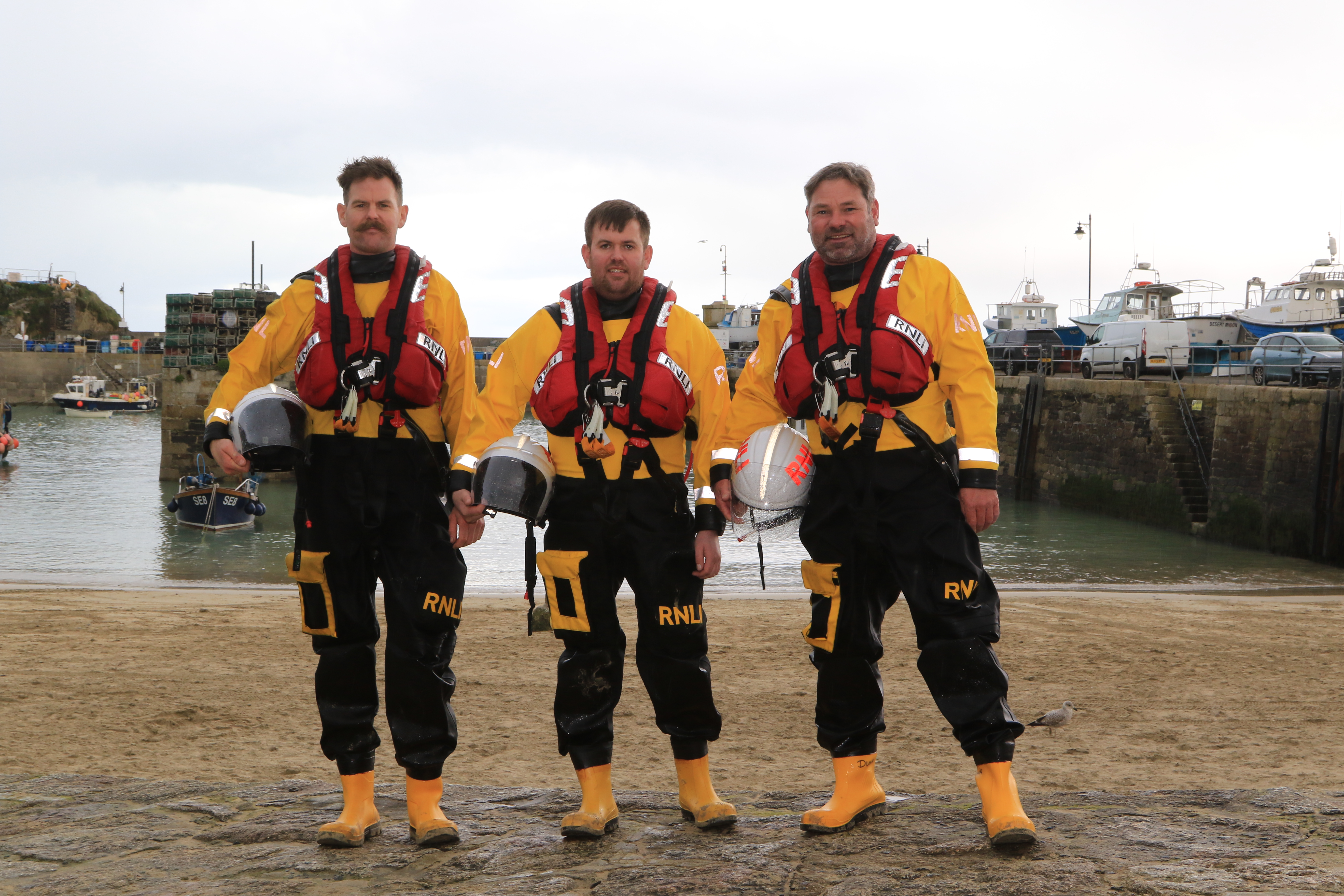 Newquay Lifeboat Crew at demonstration of new D class, Richmond