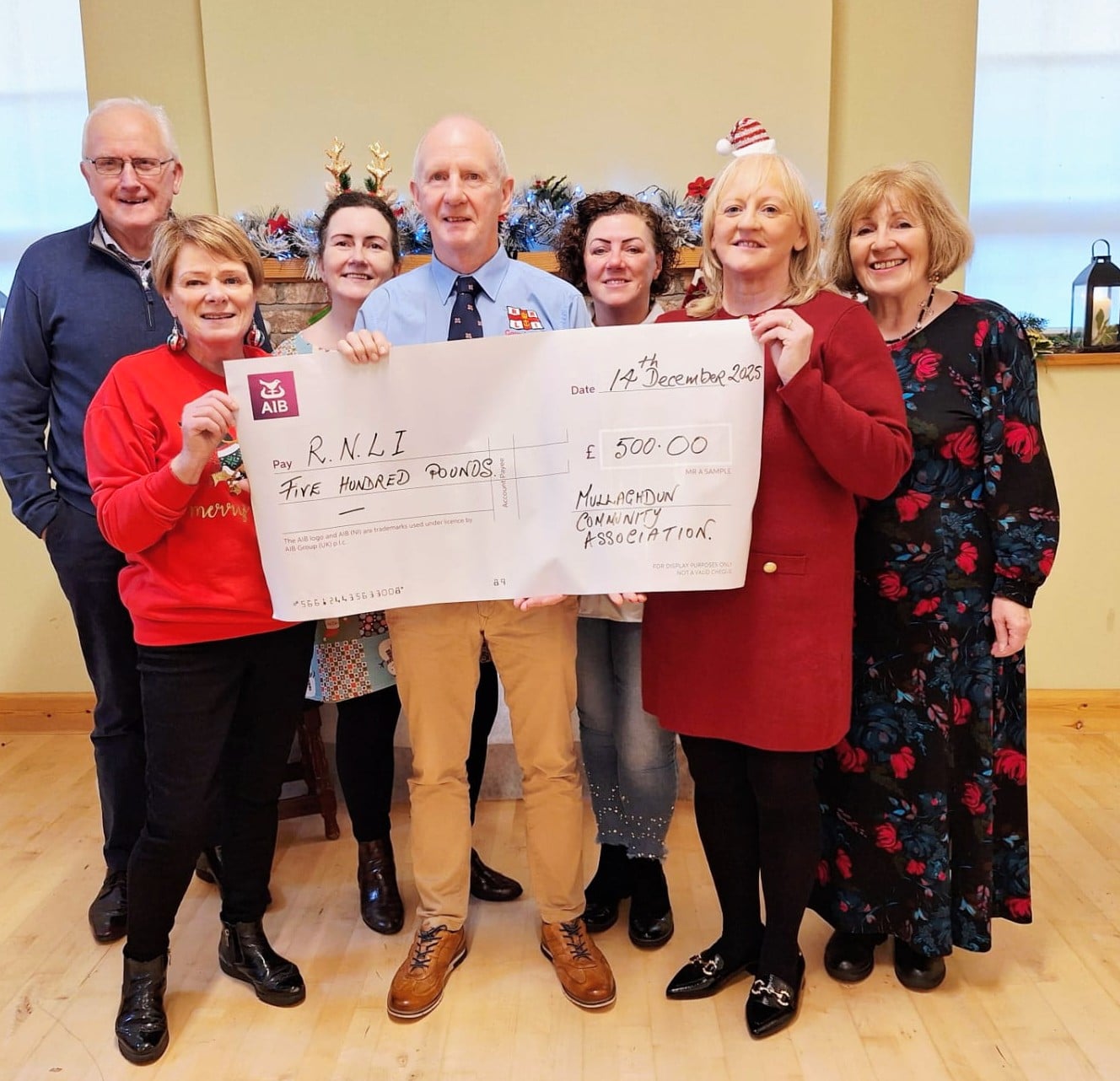 Cheque Presentation to Fintan Timoney on behalf of Lough Erne Fundraising branch from Mullaghdun Community Association