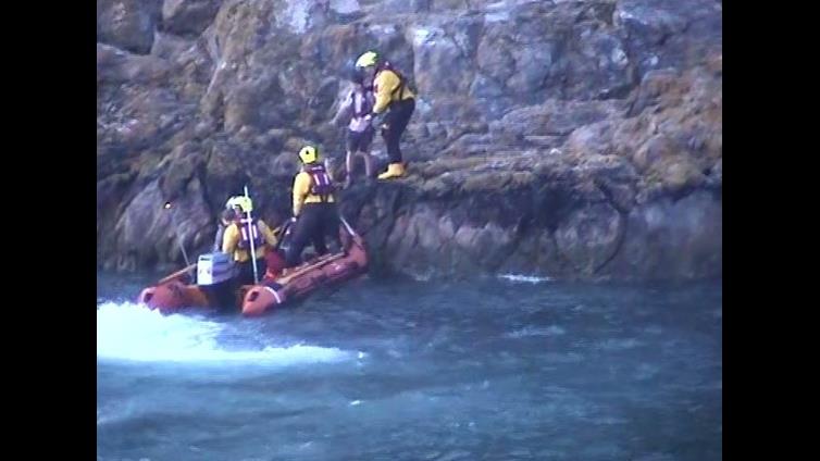 Rnli Night Rescue Two teenagers rescued by Torbay RNLI after five-hour night-time search ...