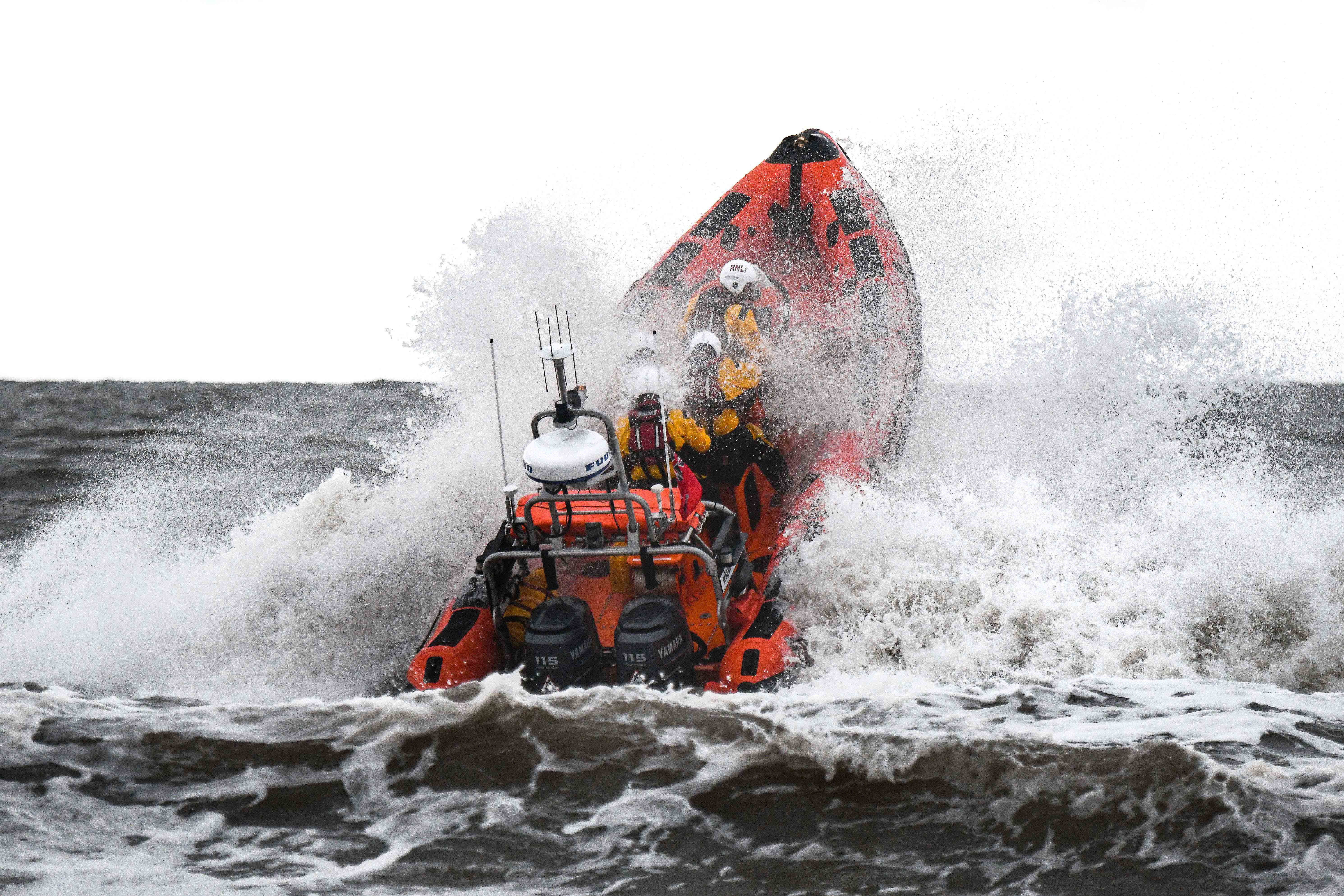 Hit 6 Form RNLI urges public to stay safe at the coast as Storm Austen hits south ...
