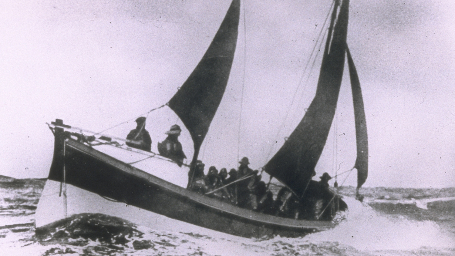 The Skerries lifeboat under sail in 1924
