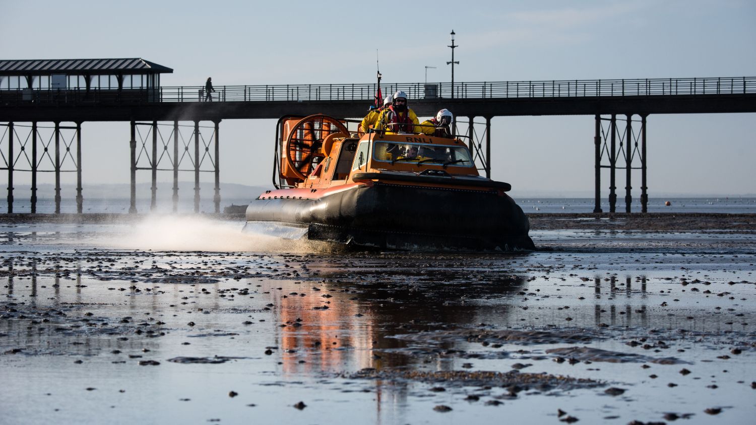 Southend hovercraft Vera Ravine H-004 during an evening training exercise.