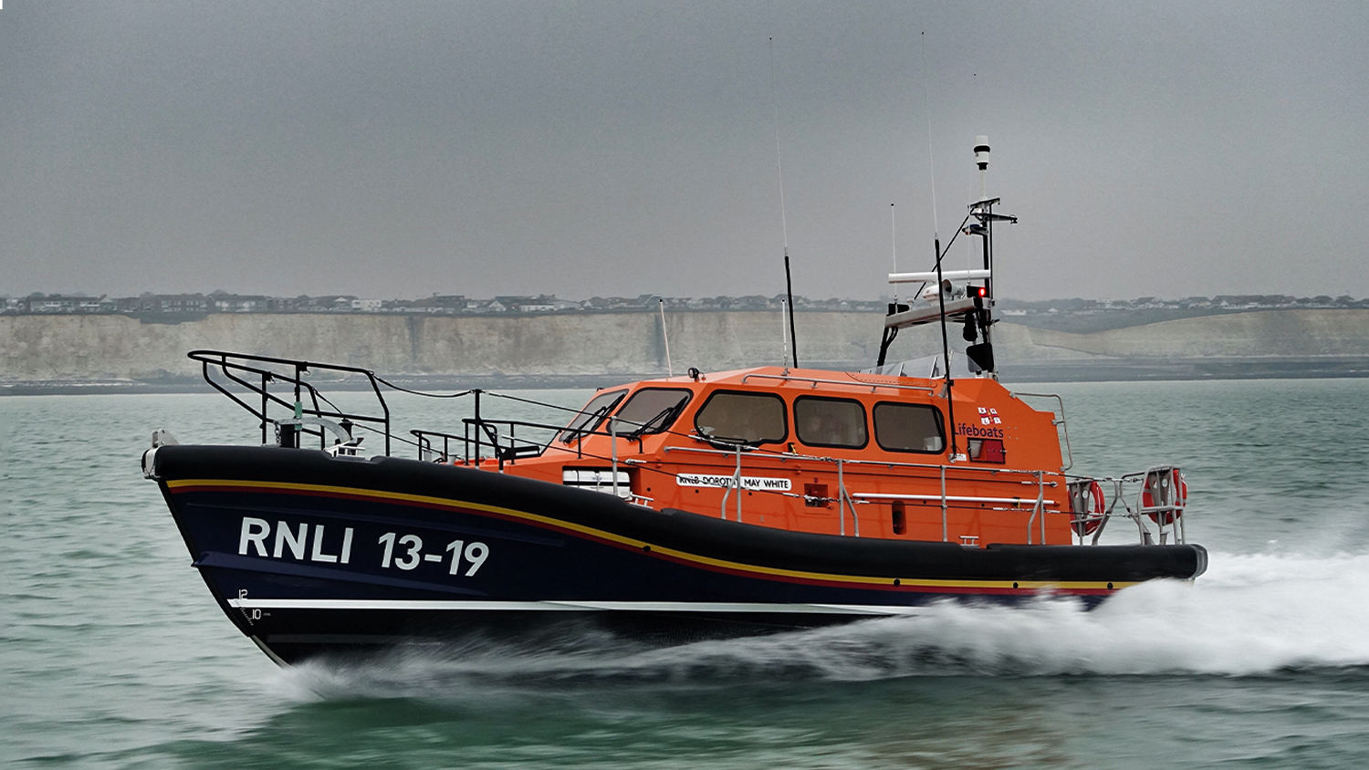 Image of a Shannon lifeboat at sea from port side