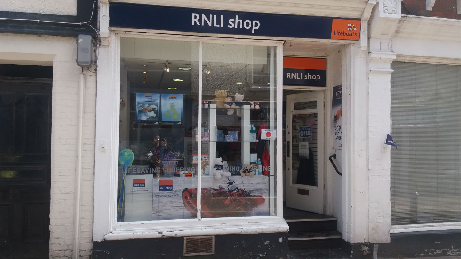 Cowes shop front