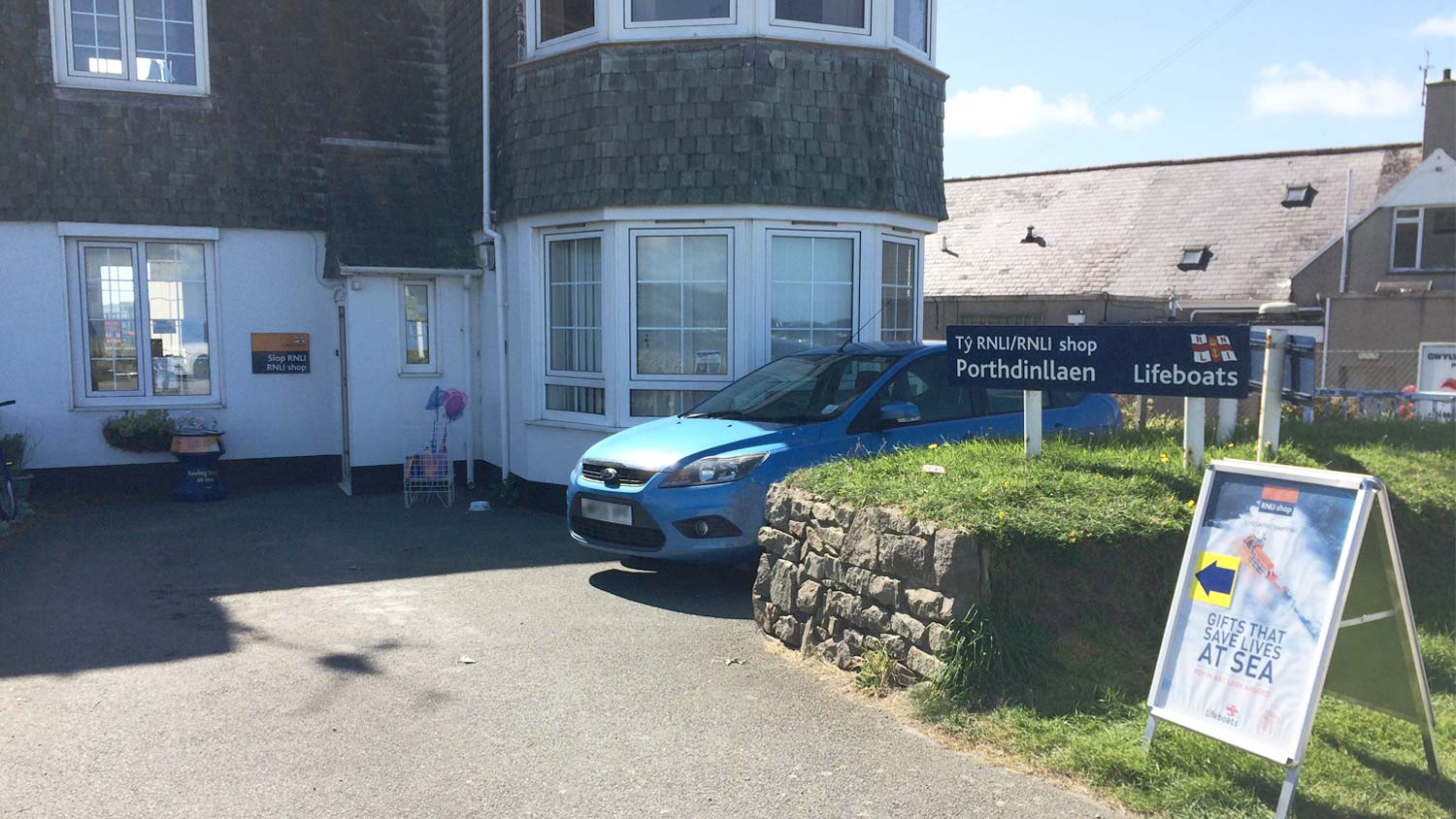 Porthdinllaen RNLI Shop