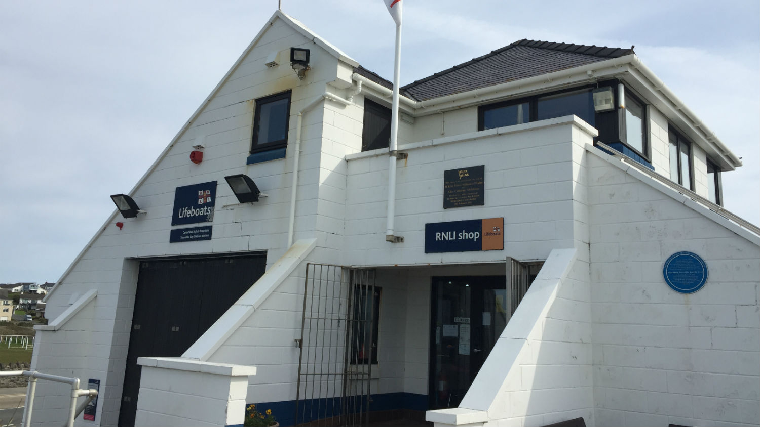 Trearddur shop front
