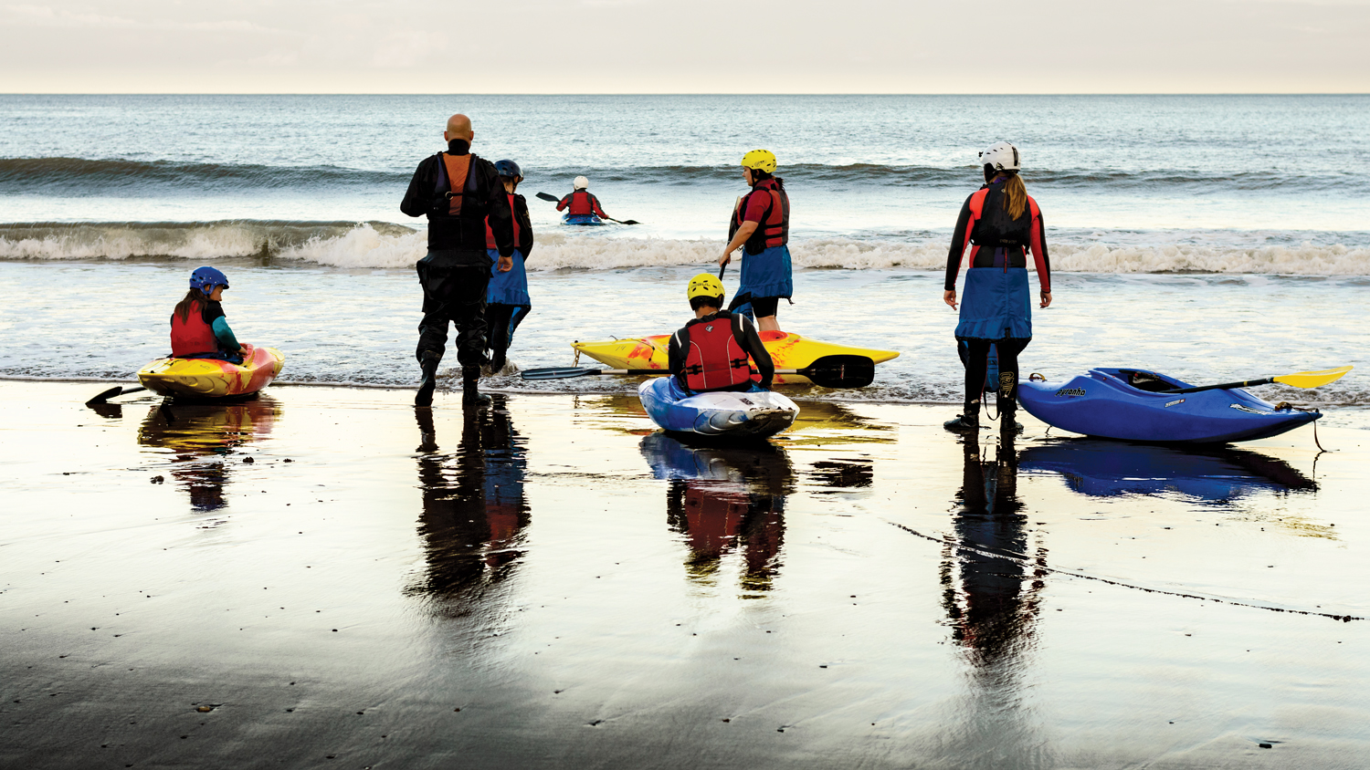 Longsands beach provides easy access to the waves for watersports enthusiasts