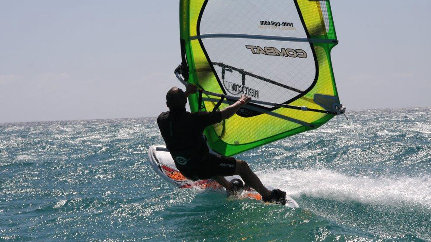Lorenzo Cubeddu windsurfing
