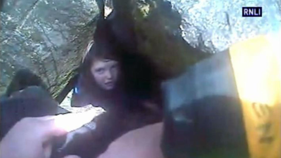 New Quay: A race against the tide to save Eira Harvey trapped in rocks
