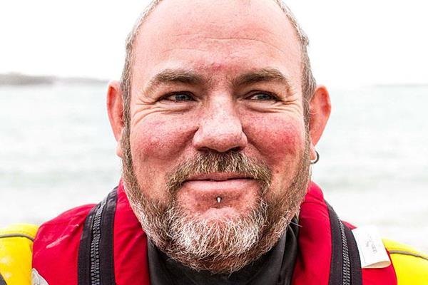 thank-you-for-rescuing-us-say-family-cut-off-by-the-tide