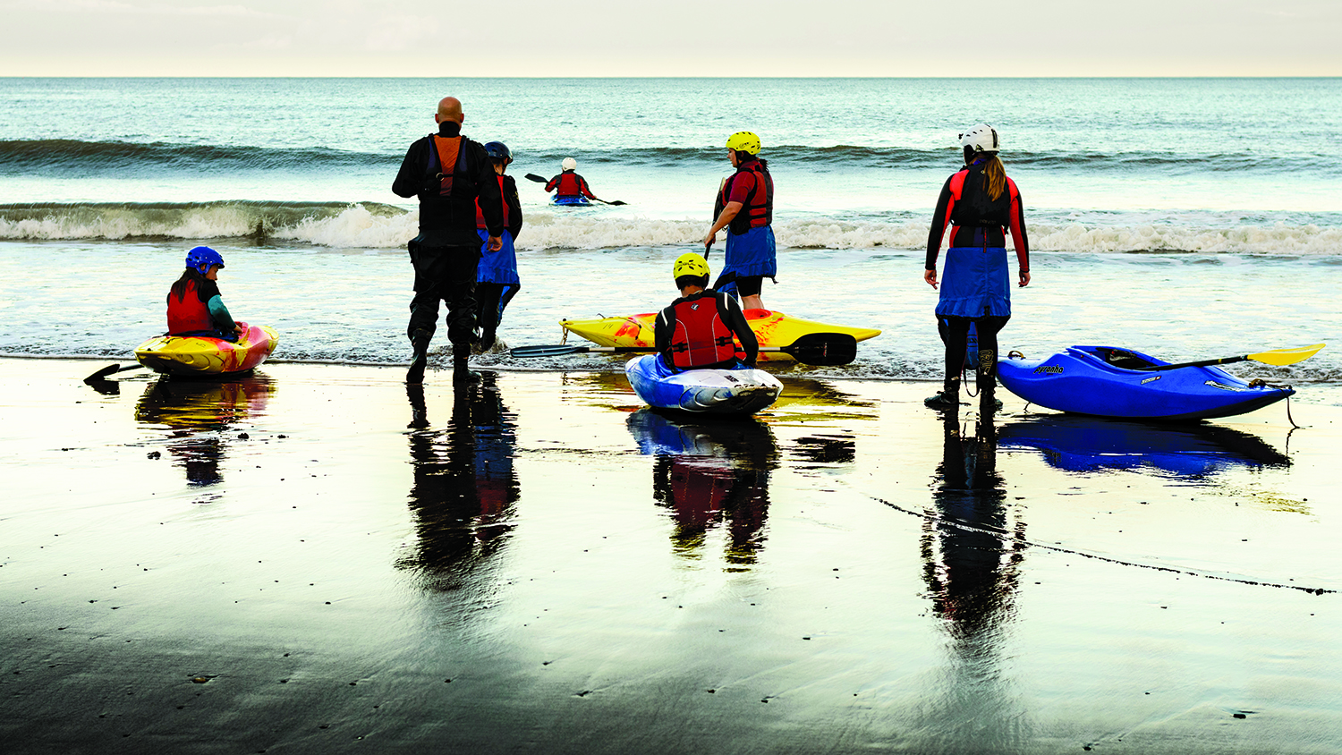 Longsands beach provides easy access to the waves for watersports enthusiasts